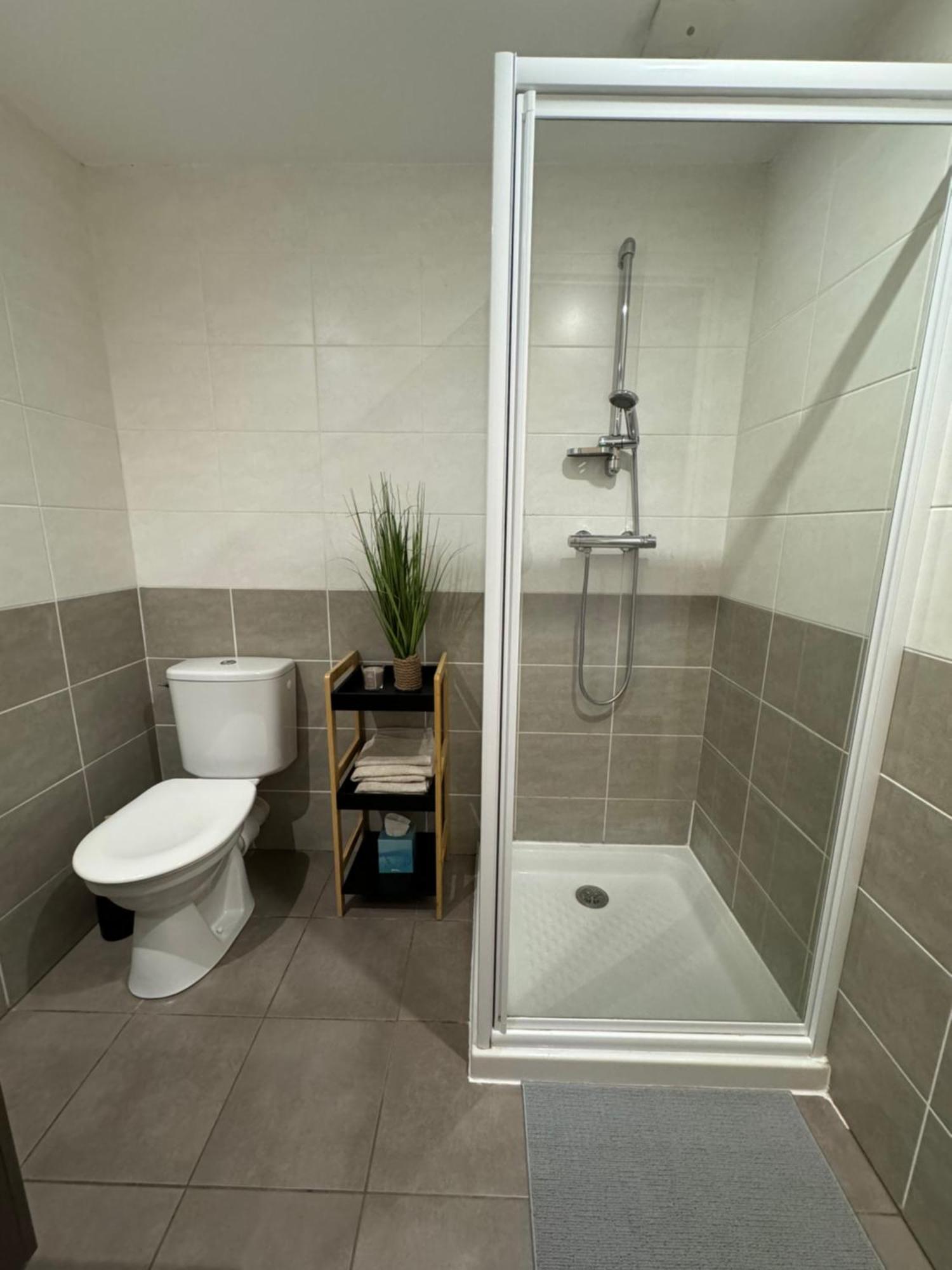 Provencal - Proche D'aix En Provence Apartment